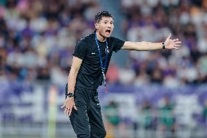 媒体人：邵佳一和西海岸太想击败国安了，才暴露了自己的短处