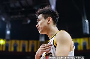 媒体人：赵继伟顶薪续约4年 有望最终实现完美的一人一城的佳话