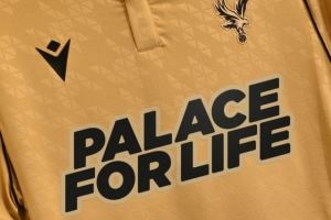 水晶宫官方：因挪威广告法限制，欧协联客场比赛将穿特别版球衣