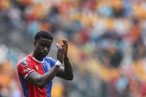 记者：利物浦仍对格伊感兴趣，莱比锡在全力追求埃利奥特