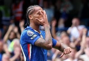 若昂-佩德罗：能进球非常开心，有时有机会也会传球给队友