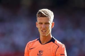 奥尔莫迎来巴萨第50场里程碑，共为巴萨打进13球并助攻9次